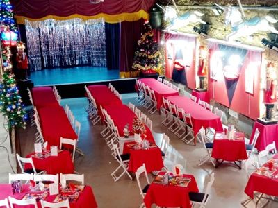 Cabaret performance hall