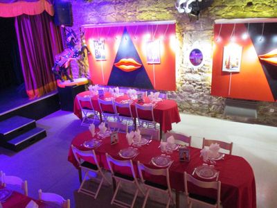 Cabaret performance hall