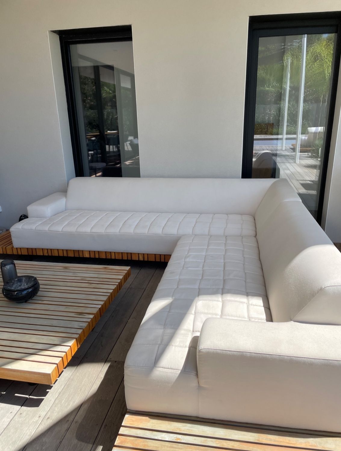 Perols contemporary swimming pool