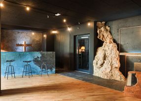 Party room, festive and contemporary space