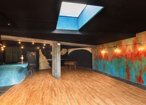 Party room, festive and contemporary space