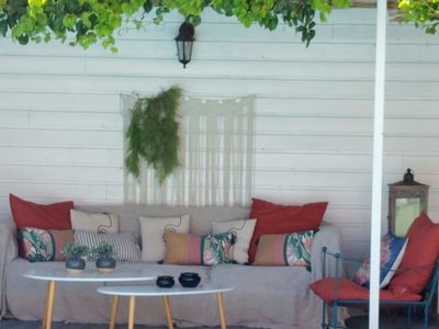 Luxury Villa with Pool & Jacuzzi in Quissac for Events & Vacations