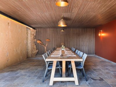 Meeting room, intimate and unique