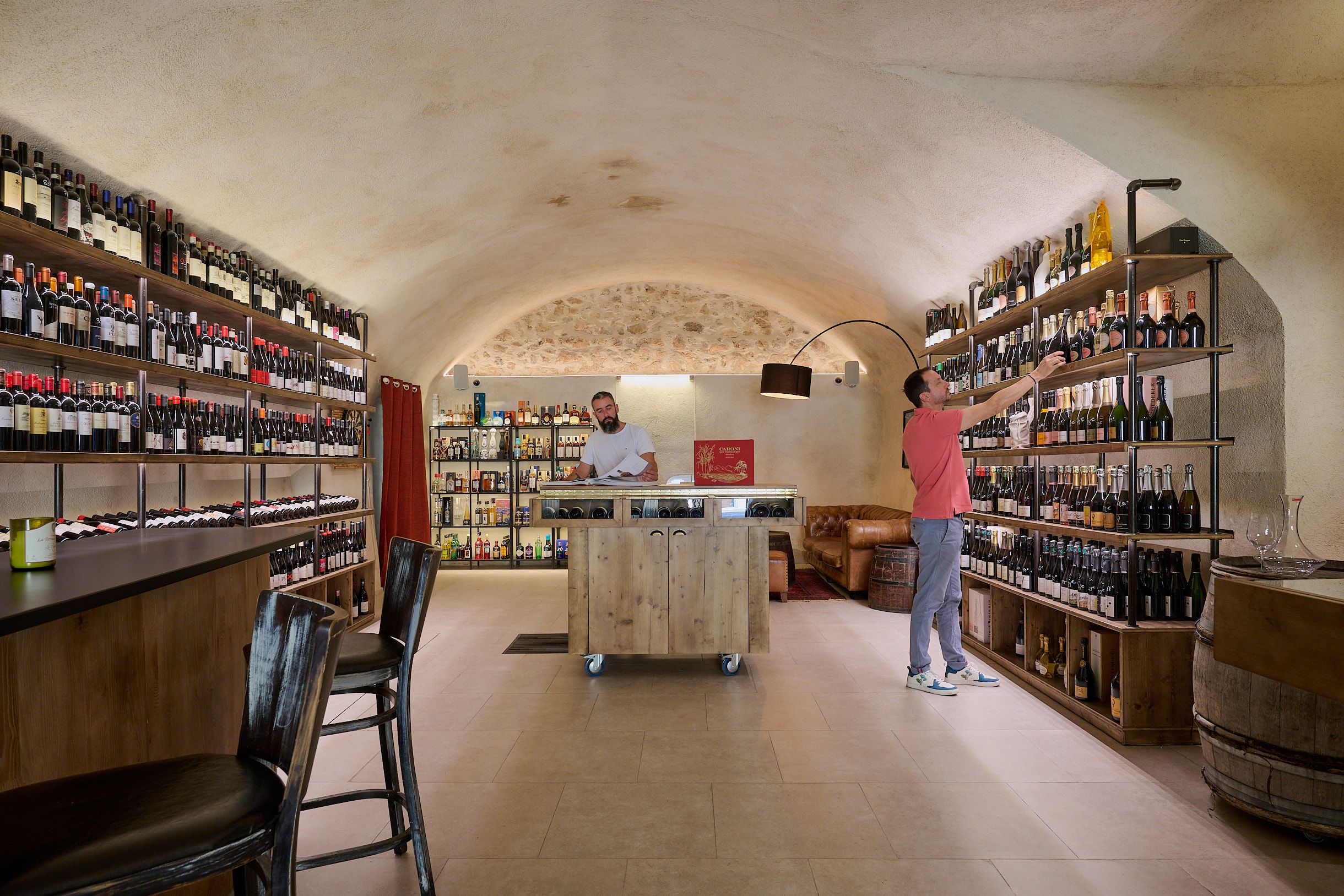 Cave à vins à Cannes – Pour événements, près du Marché Forville