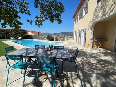 Villa with swimming pool and sea view