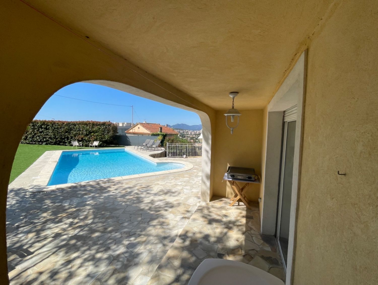Villa with swimming pool and sea view