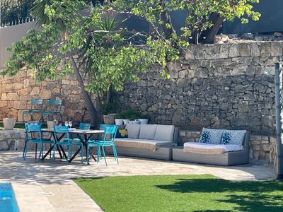 Villa with swimming pool and sea view