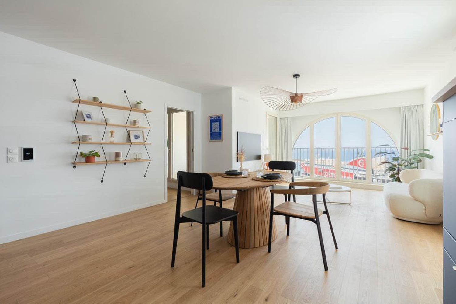 79 m² apartment on the seafront