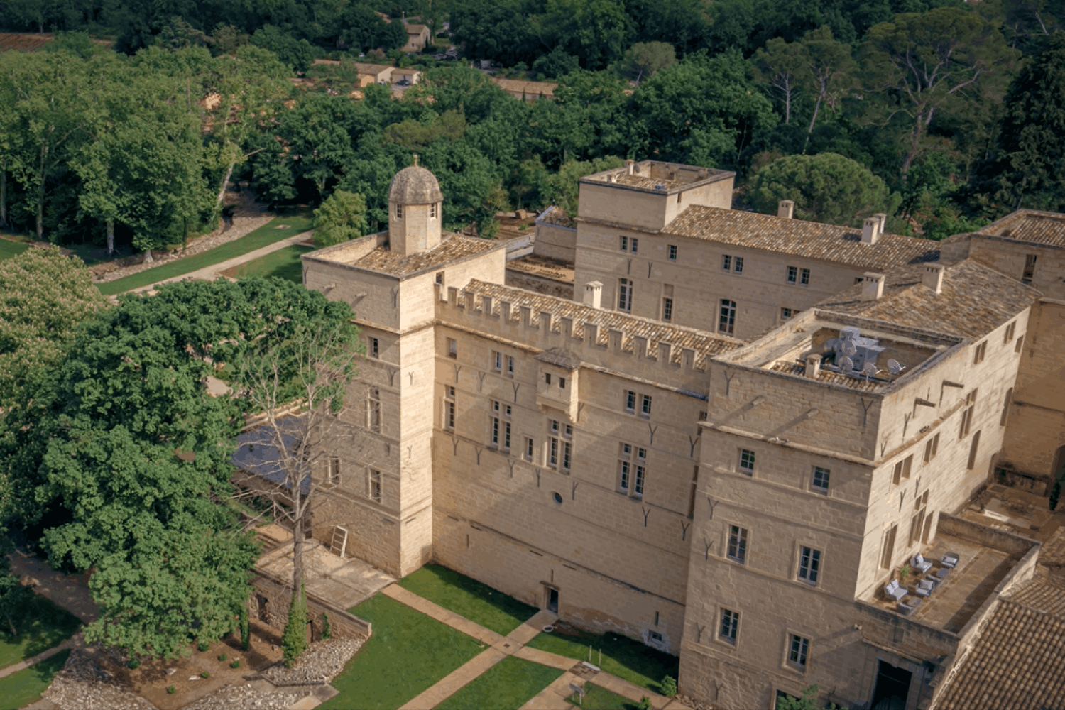 12th-Century Castle in Occitanie for Corporate Events & Retreats
