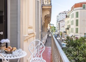 Duplex of 110 m², Cannes city center