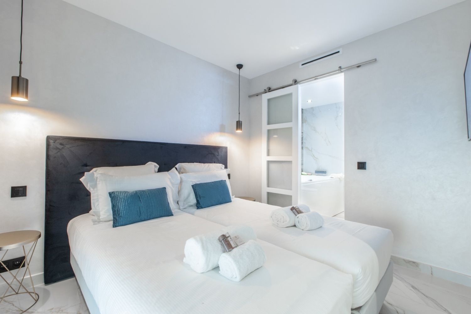 Duplex of 110 m², Cannes city center