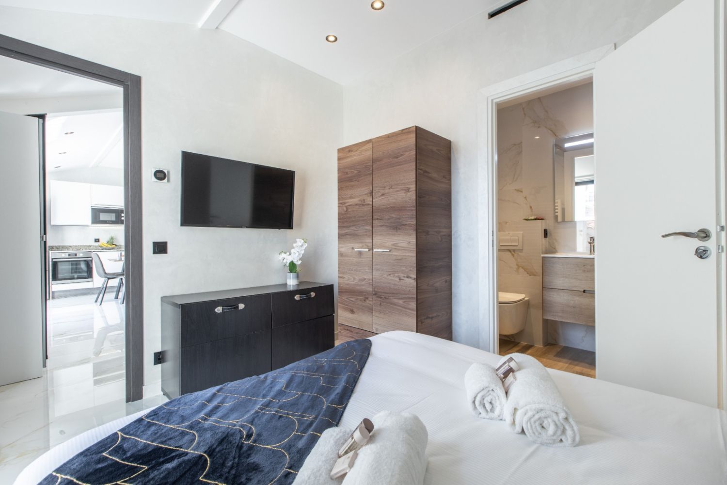 90 m² apartment, Cannes city center