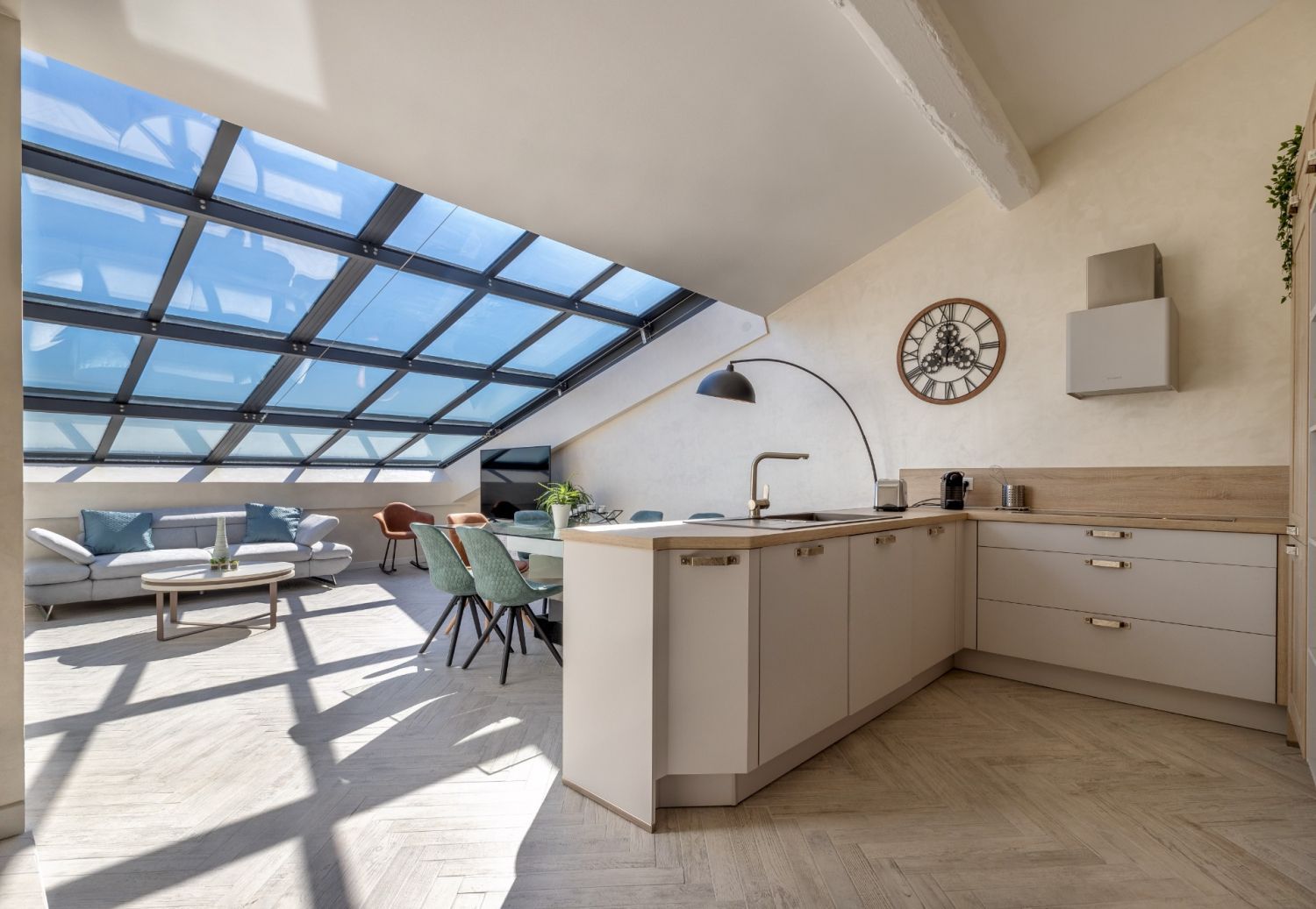 130 m² apartment, located 400 m from the Palais des Festivals