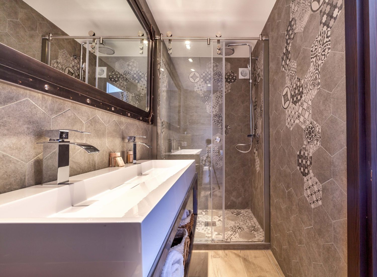 160 m² apartment, 600 m from the Palais des Festivals