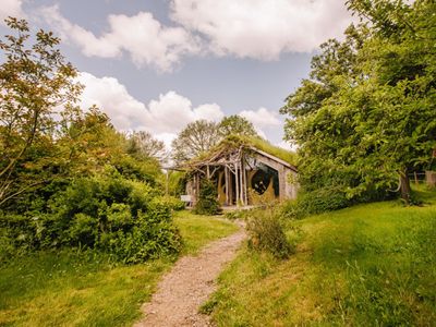 Lodges insolite, gite, terrasse et grand jardin