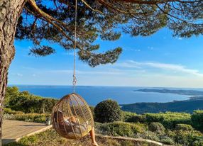 House with 360° sea view