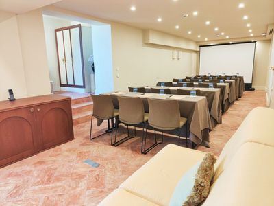 45 m² conference room