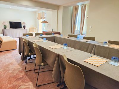 45 m² conference room