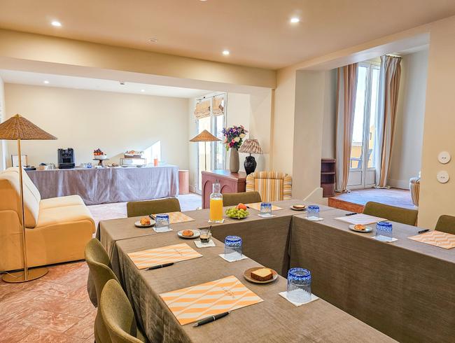 45 m² conference room