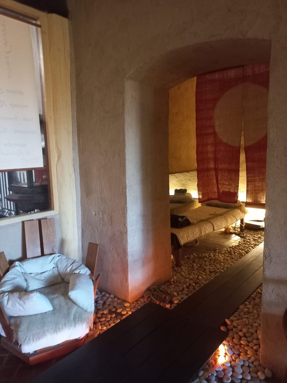 Zen massage area