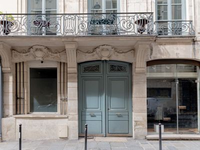 Historic Parisian Apartment for Events in the 6th Arrondissement