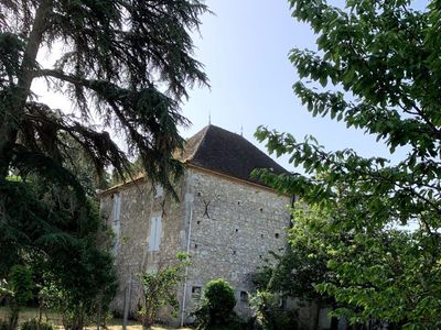 Maison en Pierre Historique pour Événements & Locations de Vacances à Montesquieu