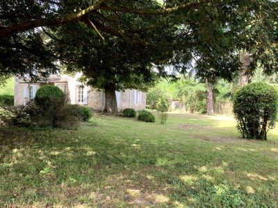 Maison en Pierre Historique pour Événements & Locations de Vacances à Montesquieu