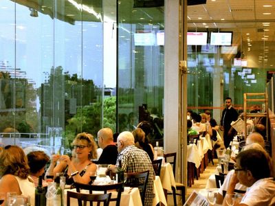 Brasserie le Paddock - Hippodrome de la Côte d'Azur