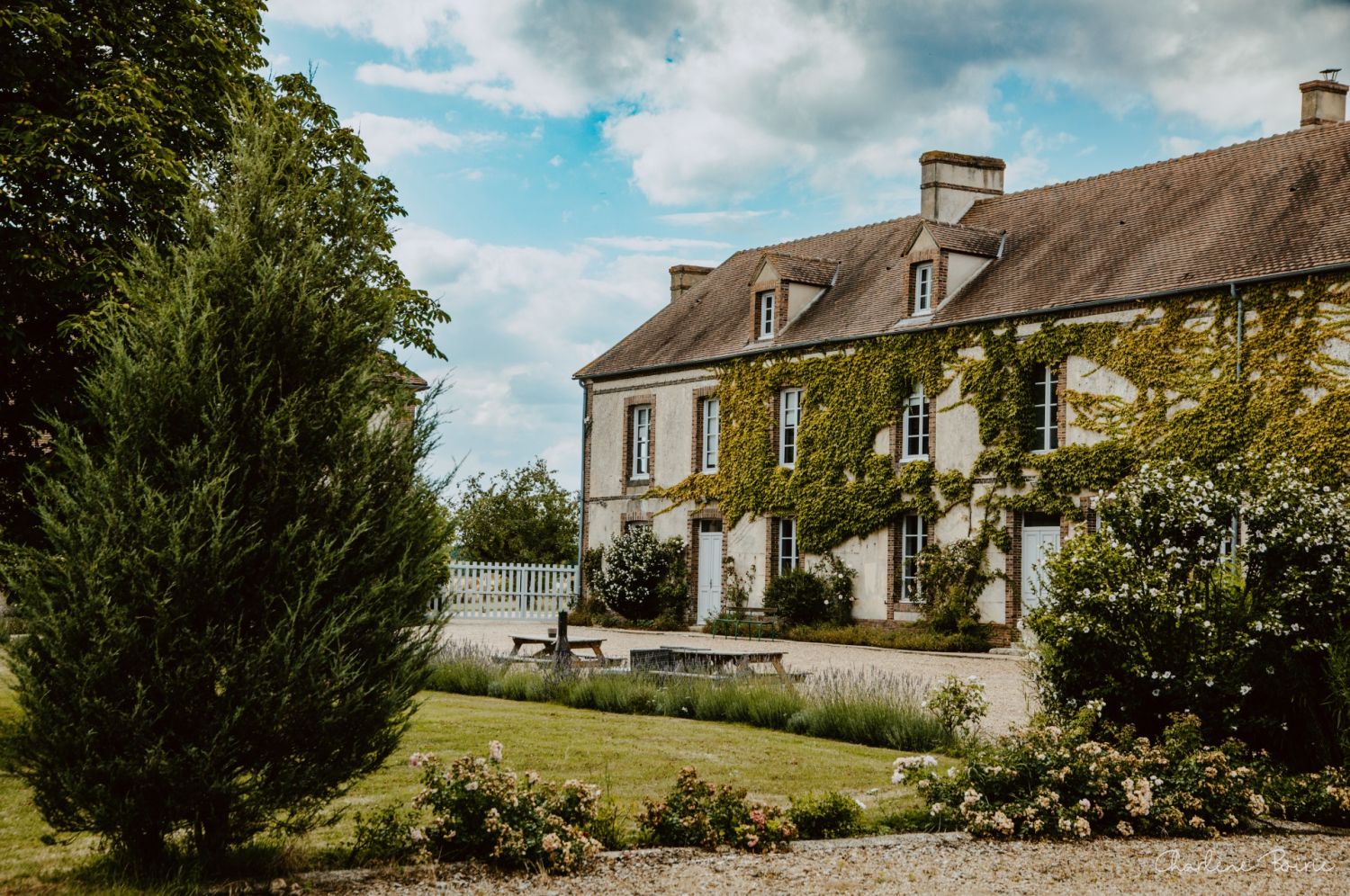Domaine de réception avec piscine dans le Perche