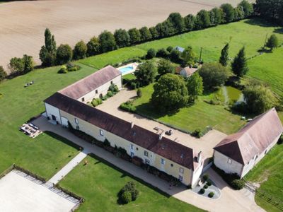 Reception estate with swimming pool in the Perche