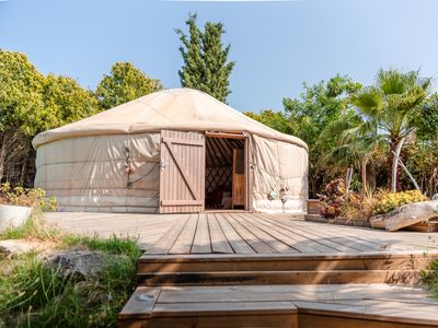 Reception hall with 2500 m2 exotic garden/poolhouse/pool