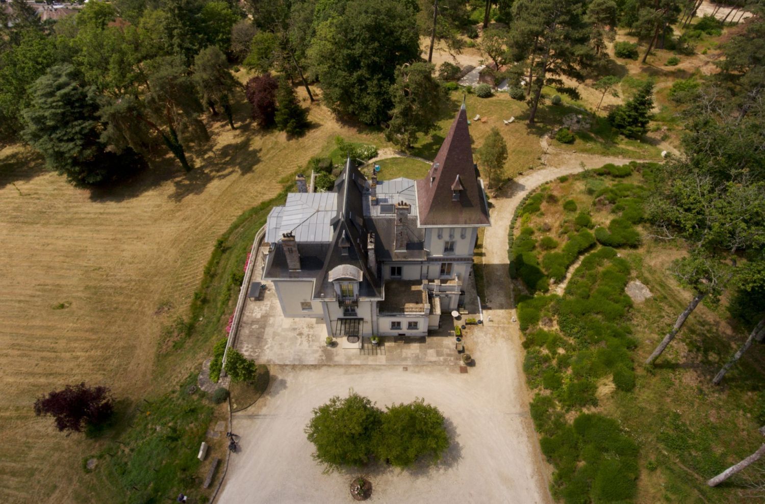 Domaine de 7 hectares à moins d'une heure de Paris