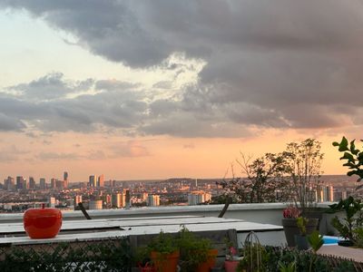 Penthouse with terrace, panoramic view of Paris