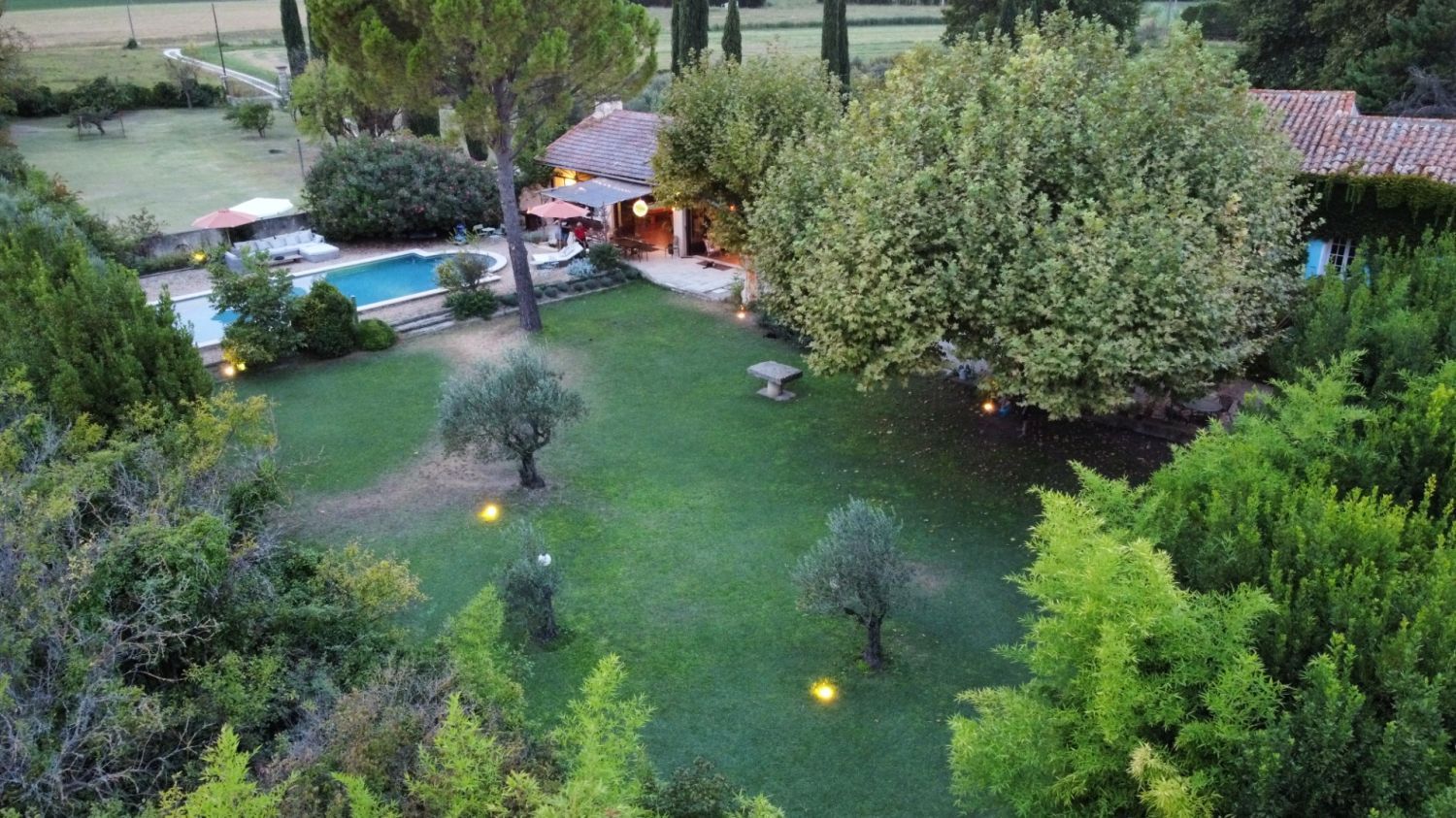 Mas du XVIIIe Siècle en Provence pour Événements à Pernes-les-Fontaines