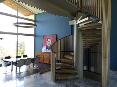 Quiet dream location with breathtaking views of the Pyrenees