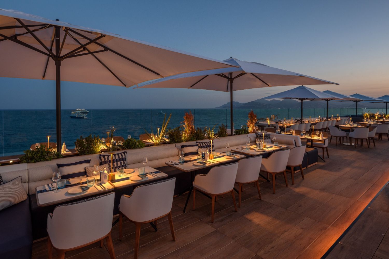 Rooftop Cannes – View Near Palais & Port