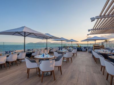 Rooftop Cannes – View Near Palais & Port