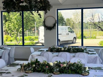 Estate of a hca with large house, reception room, swimming pool and outdoor pergola