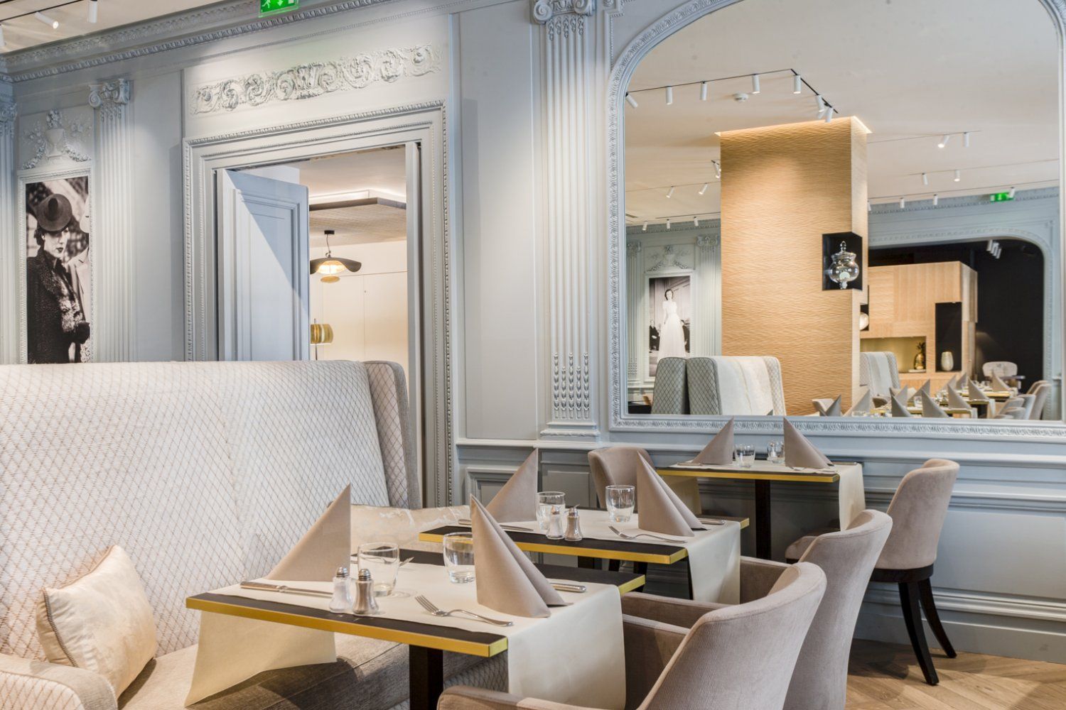 Restaurant in the heart of historic Paris