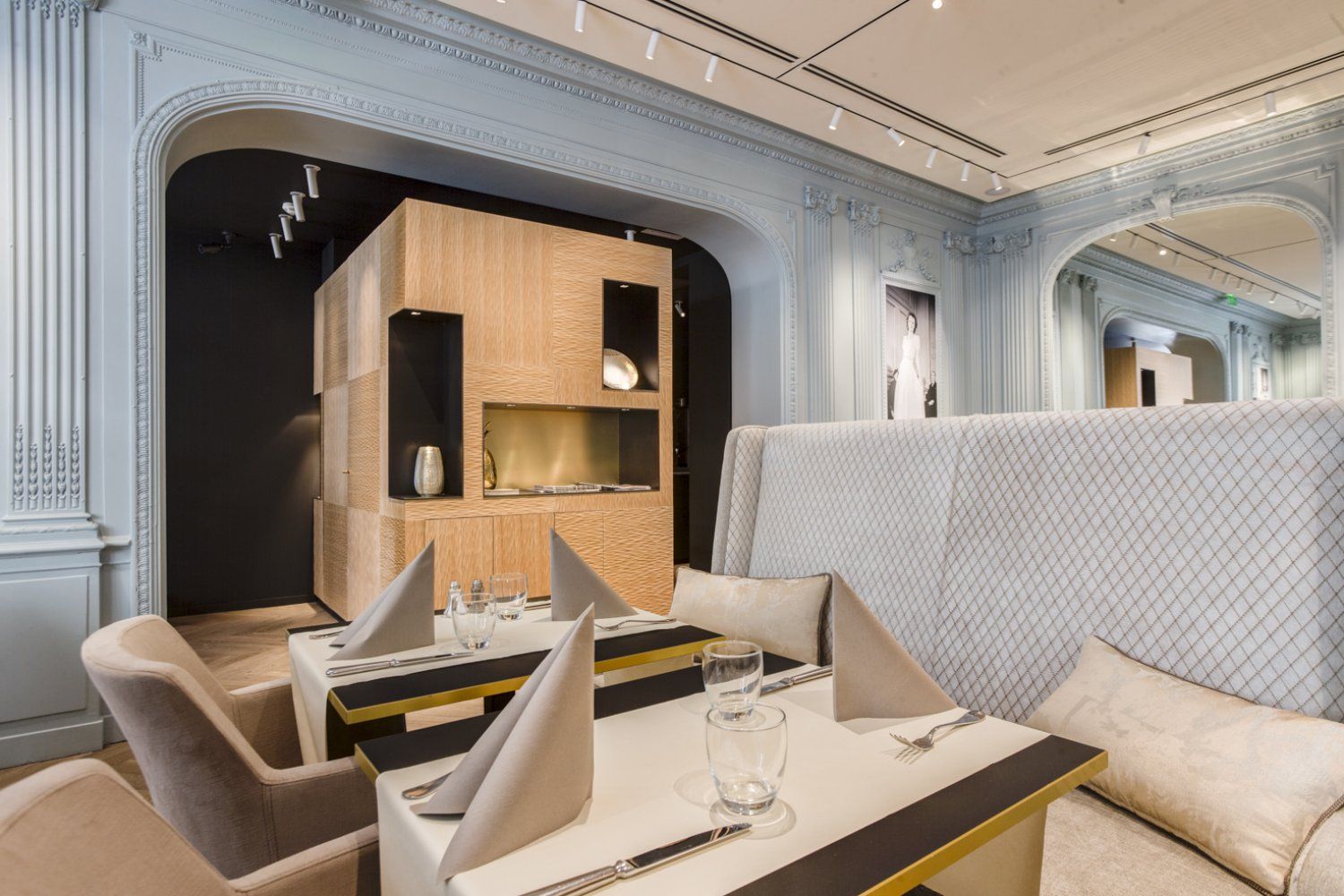 Luxury Paris Restaurant & Event Venue Near Place Vendôme