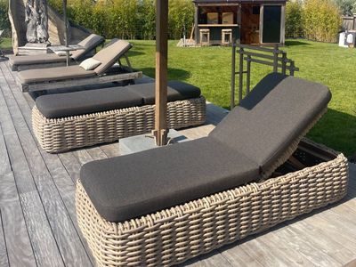 Architect villa with swimming pool for video and photoshoots only