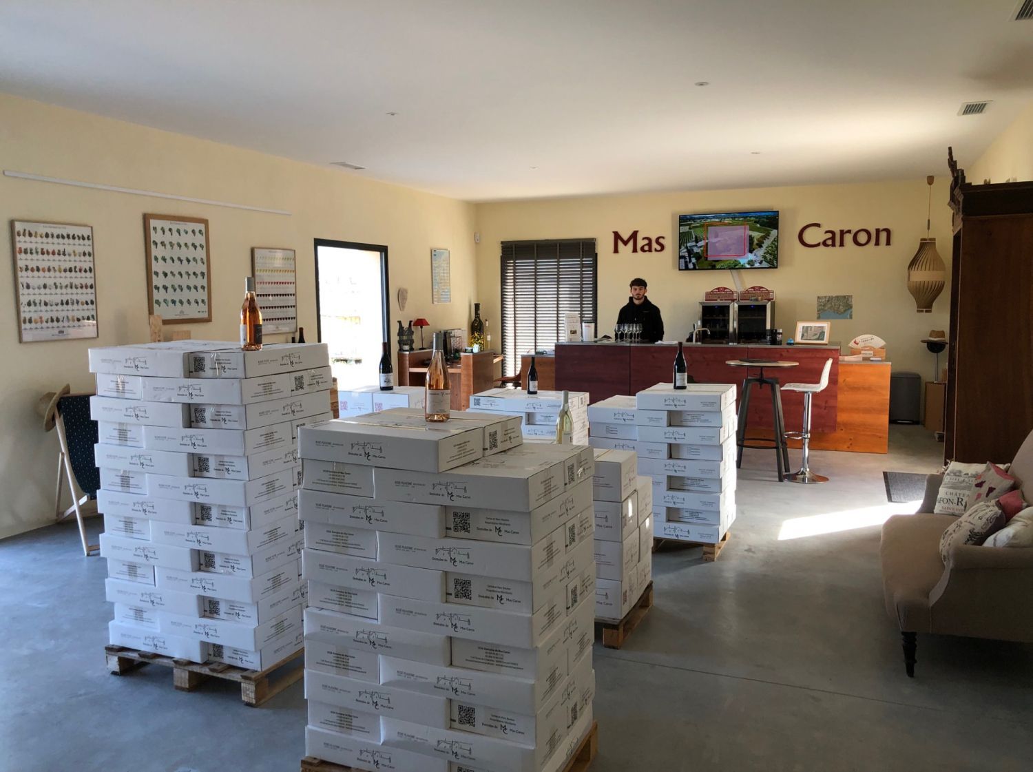 Family wine estate at the foot of Ventoux