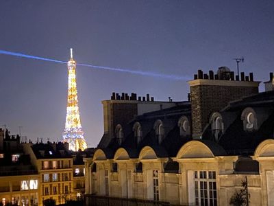 Eiffel Tower View Terrace Apartment in Paris for Events
