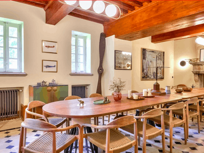 Un château dans la ville