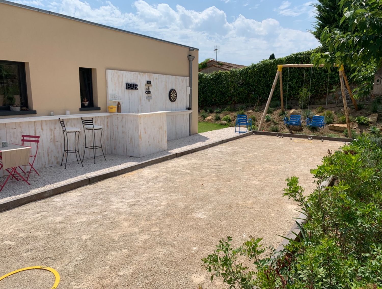 Villa 150 m² with flat land and swimming pool