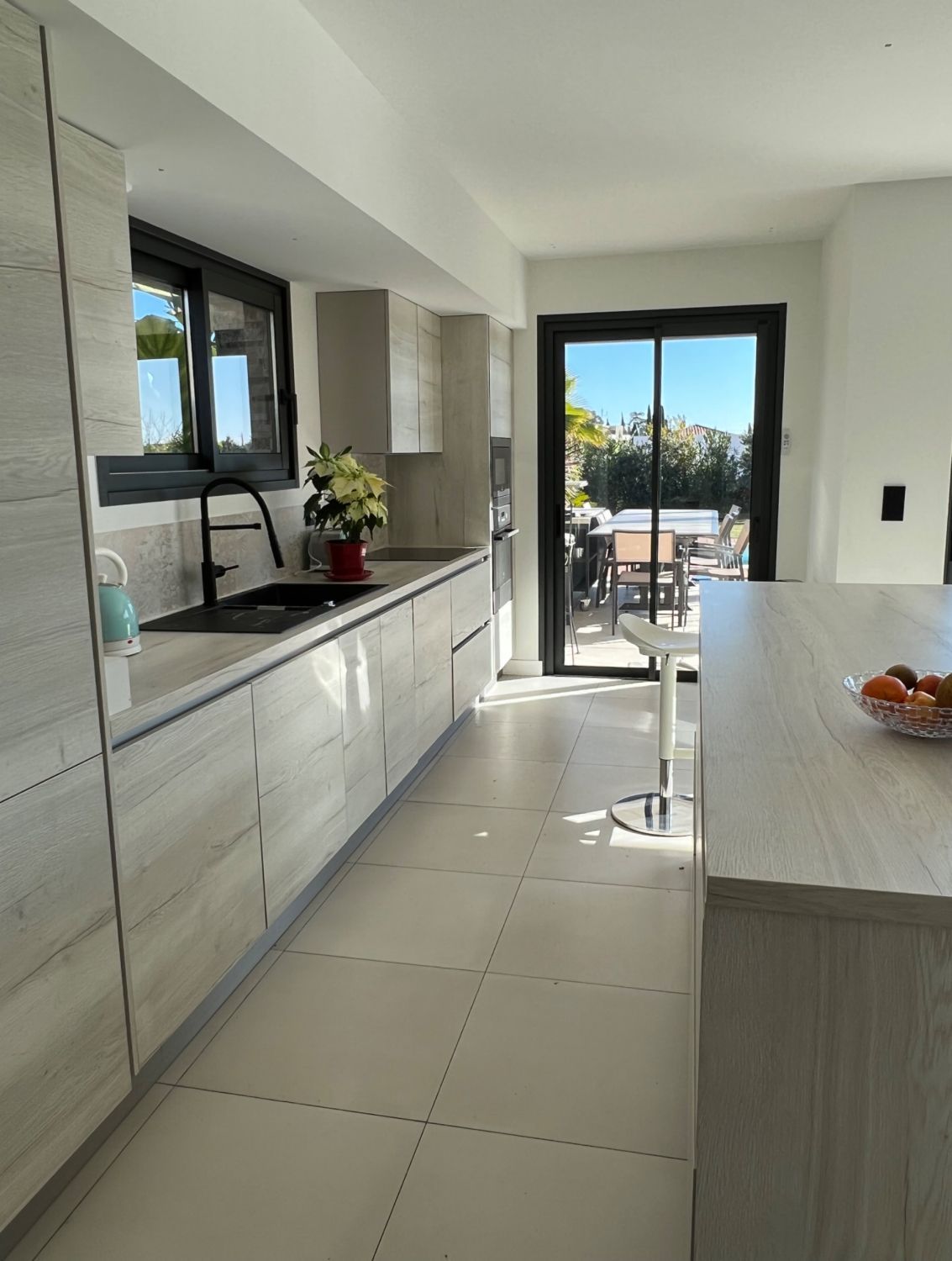Villa 150 m² with flat land and swimming pool