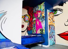 Pop Art Villa dedicated to women - bachelorette party, baby shower, team building