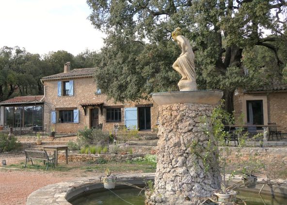 Country estate in the heart of Provence Verte