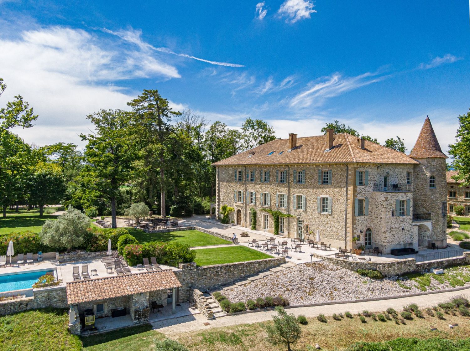 Castle in the heart of Lavande