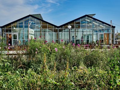 Green Rooftop & Urban Farm: Paris's Premier Sustainable Event Venue
